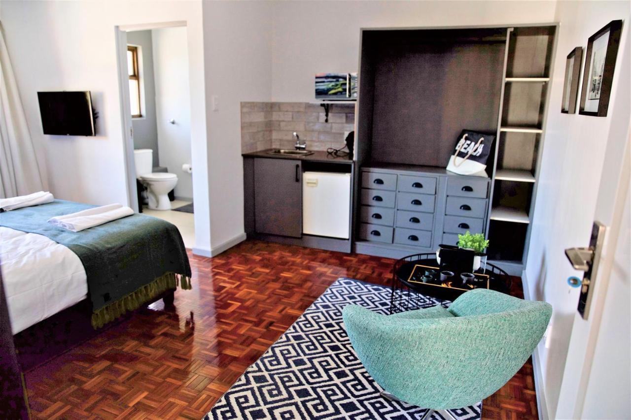 Camborne Holiday Apartments Cape Town Bagian luar foto